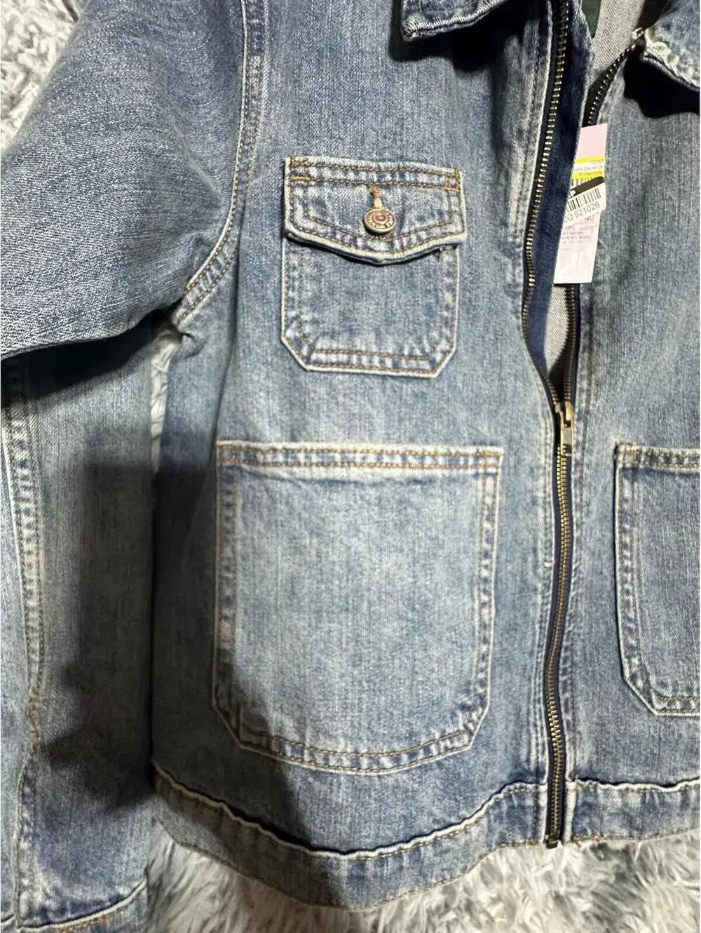 Wild Fable Denim Jacket with Front Pockets and Button Detail - Picture 4 of 6
